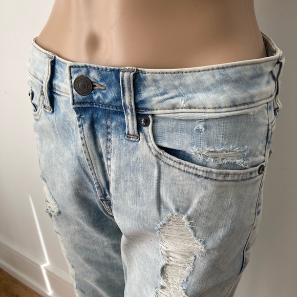 American Eagle Extreme Flex Acid Wash Ripped Jeans - Picture 10 of 13